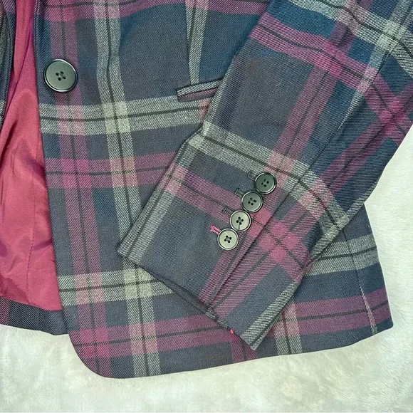 Express NWT Silk Lined Plaid Blazer in Red, Black, Gray Dark Academia Size 6 - Picture 5 of 8